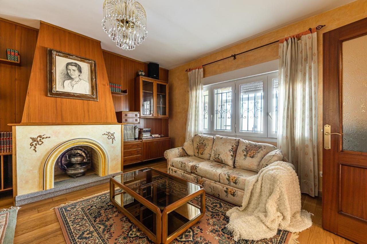Waou Deluxe Cottage Titulcia Exteriör bild